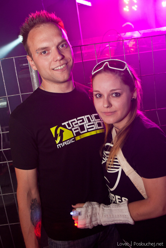11TH ANNIVERSARY OF CLUB FABRIC  - Pátek 13. 5. 2011