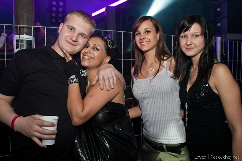 11TH ANNIVERSARY OF CLUB FABRIC  - Pátek 13. 5. 2011