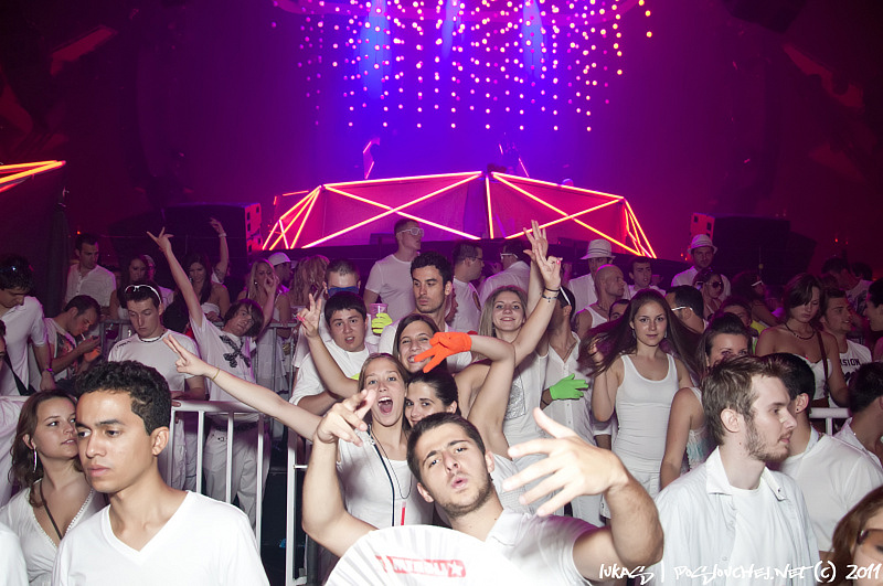 SENSATION - CELEBRATE LIFE  - Sobota 28. 5. 2011