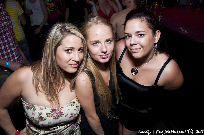 DECADANCE CABARET   - Pátek 10. 6. 2011