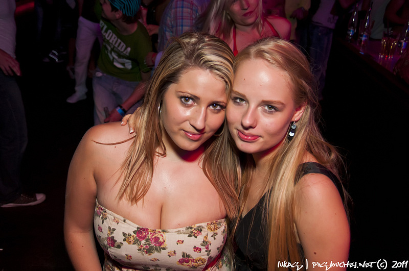 DECADANCE CABARET   - Pátek 10. 6. 2011