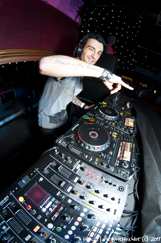 DECADANCE CABARET   - Pátek 10. 6. 2011