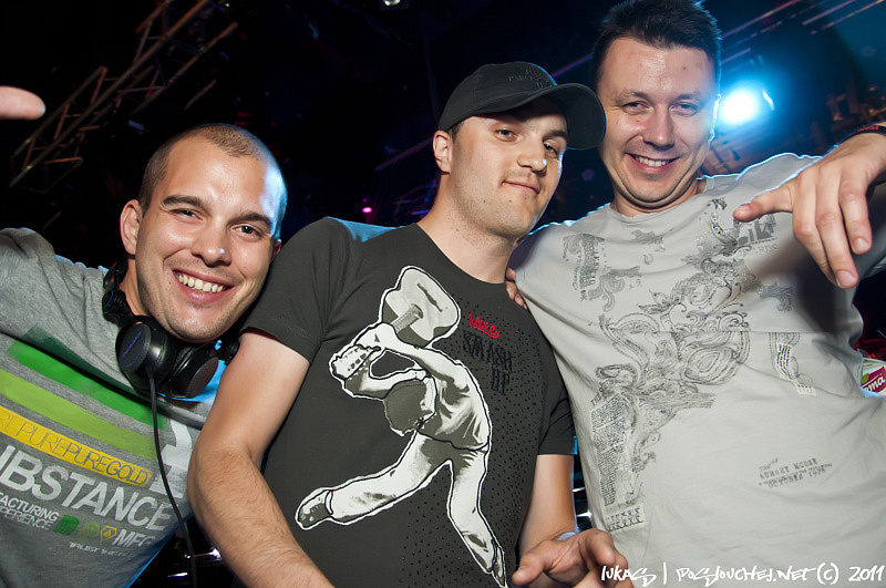 DECADANCE CABARET   - Pátek 10. 6. 2011
