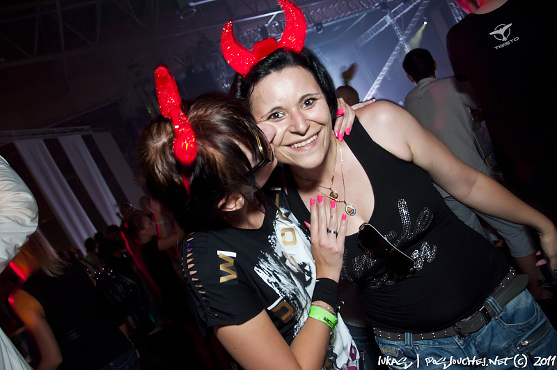 TIËSTO - Pátek 17. 6. 2011