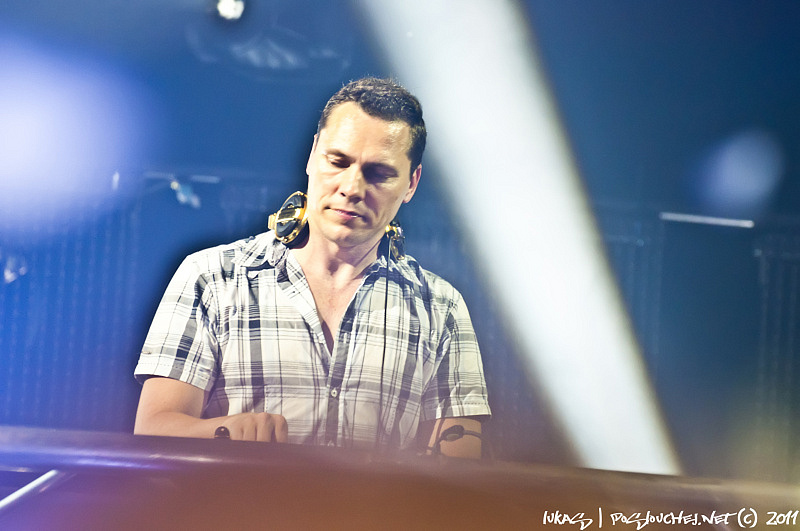 TIËSTO - Pátek 17. 6. 2011