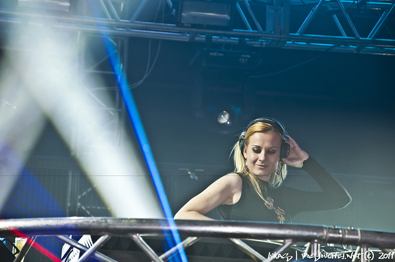TIËSTO - Pátek 17. 6. 2011
