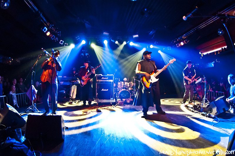 SLY & ROBBIE FEAT. JUNIOR REID - Úterý 9. 8. 2011