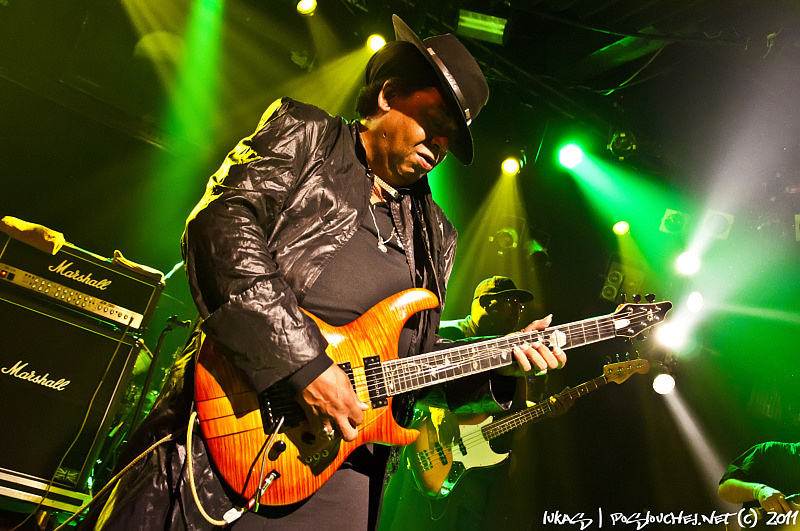 SLY & ROBBIE FEAT. JUNIOR REID - Úterý 9. 8. 2011