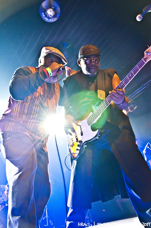 SLY & ROBBIE FEAT. JUNIOR REID - Úterý 9. 8. 2011