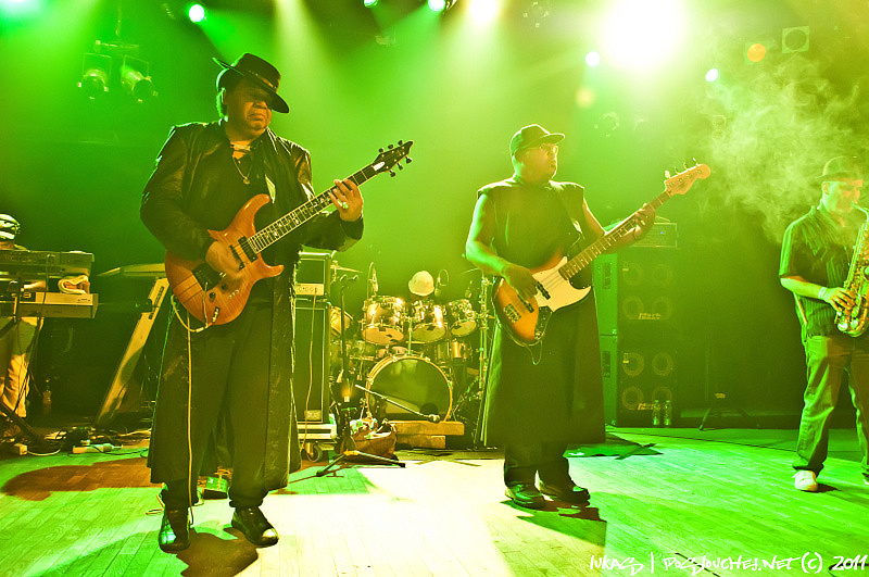 SLY & ROBBIE FEAT. JUNIOR REID - Úterý 9. 8. 2011