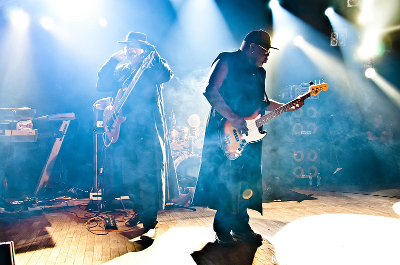 SLY & ROBBIE FEAT. JUNIOR REID - Úterý 9. 8. 2011