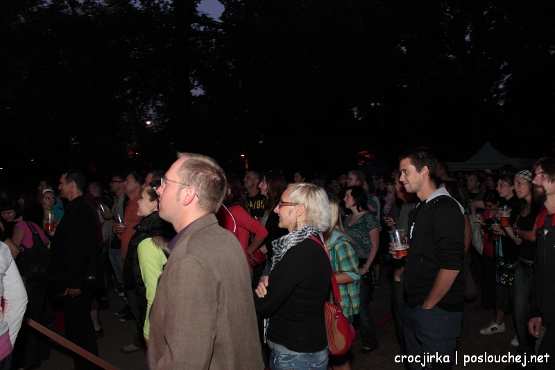 koncert: 100 ZVÍŘAT - Čtvrtek 1. 9. 2011