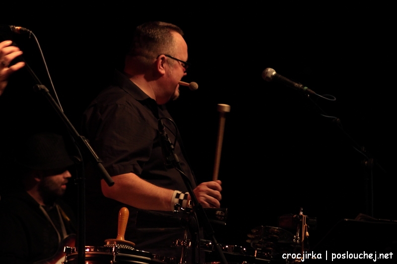koncert: 100 ZVÍŘAT - Čtvrtek 1. 9. 2011