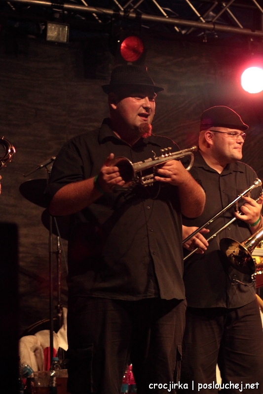 koncert: 100 ZVÍŘAT - Čtvrtek 1. 9. 2011