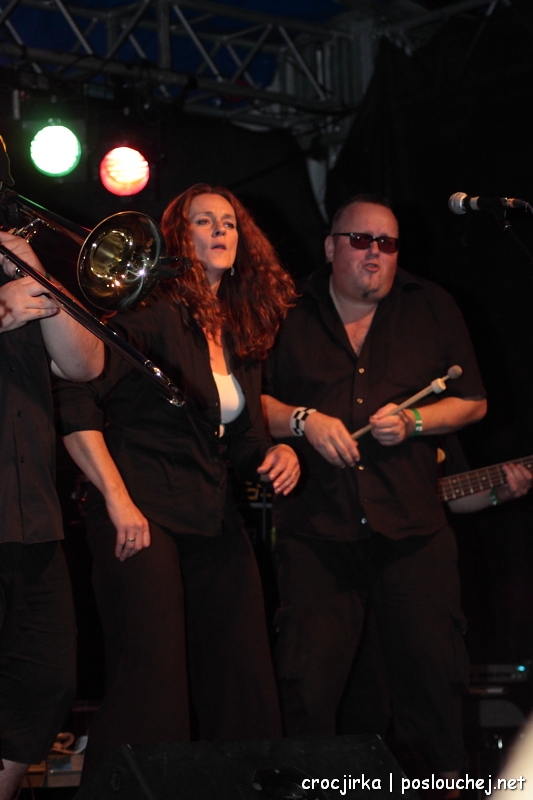 koncert: 100 ZVÍŘAT - Čtvrtek 1. 9. 2011