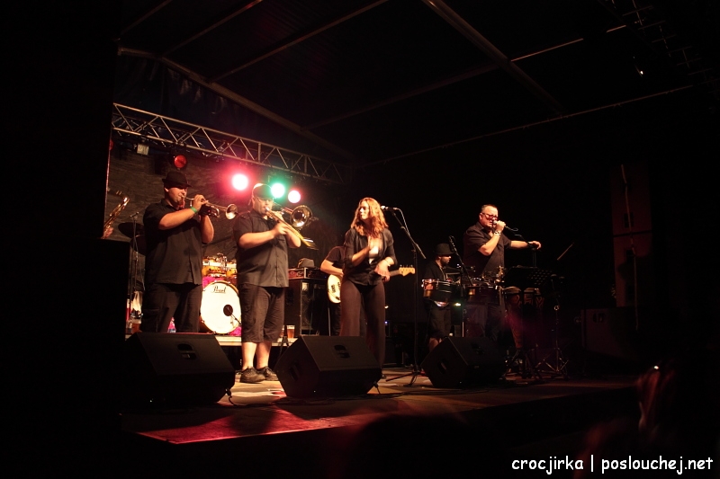 koncert: 100 ZVÍŘAT - Čtvrtek 1. 9. 2011
