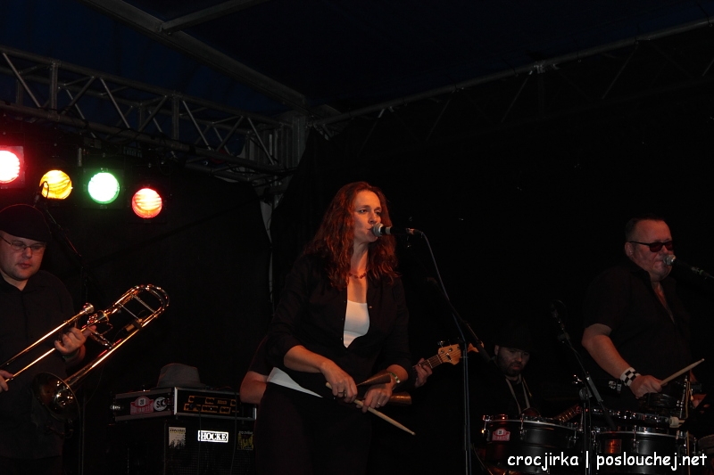 koncert: 100 ZVÍŘAT - Čtvrtek 1. 9. 2011