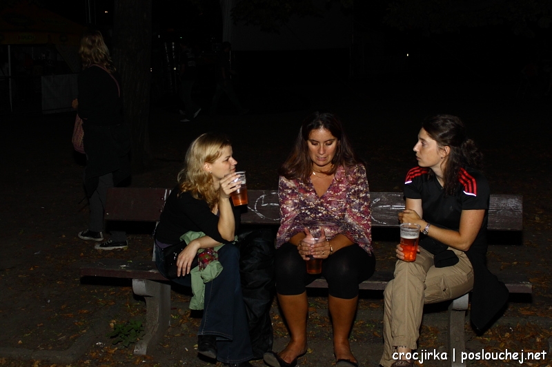 koncert: 100 ZVÍŘAT - Čtvrtek 1. 9. 2011