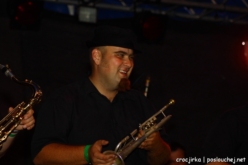 koncert: 100 ZVÍŘAT - Čtvrtek 1. 9. 2011