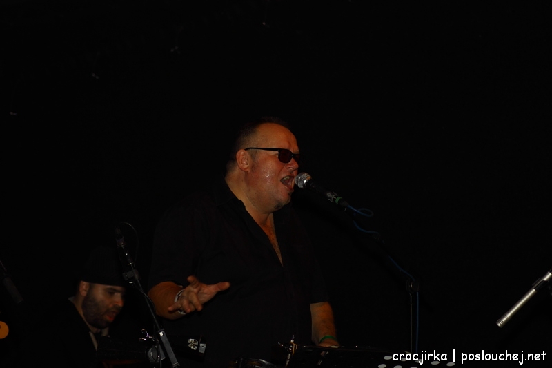 koncert: 100 ZVÍŘAT - Čtvrtek 1. 9. 2011