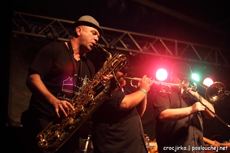 koncert: 100 ZVÍŘAT - Čtvrtek 1. 9. 2011