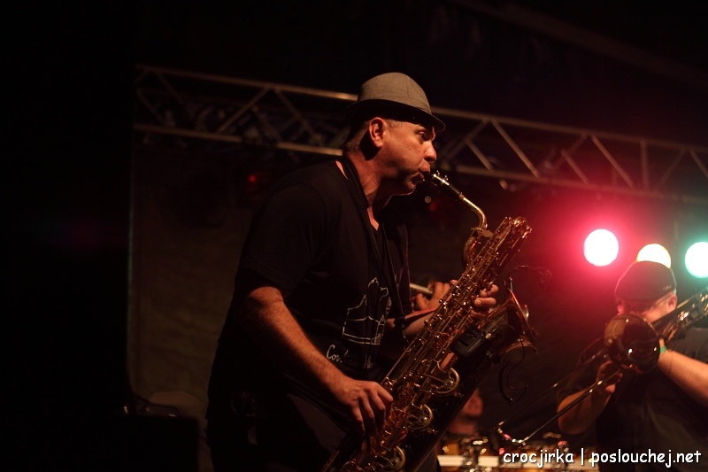 koncert: 100 ZVÍŘAT - Čtvrtek 1. 9. 2011