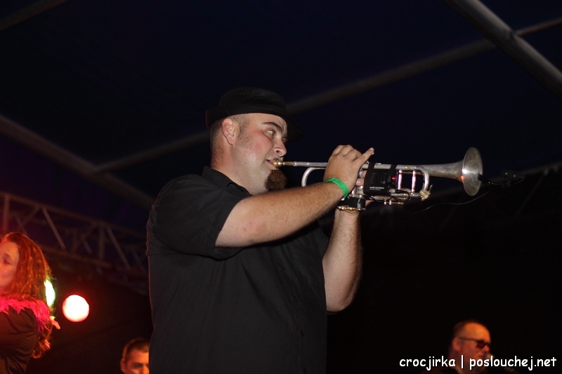 koncert: 100 ZVÍŘAT - Čtvrtek 1. 9. 2011