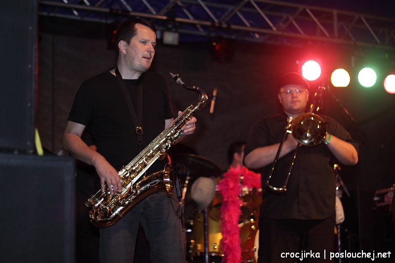 koncert: 100 ZVÍŘAT - Čtvrtek 1. 9. 2011
