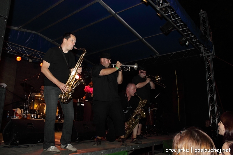 koncert: 100 ZVÍŘAT - Čtvrtek 1. 9. 2011