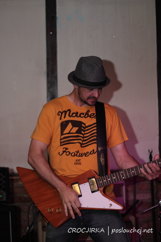 Sunday Music - 11.9.11