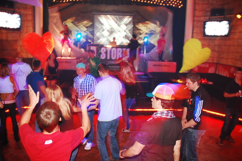 CALLING VIBES - Sobota 29. 10. 2011