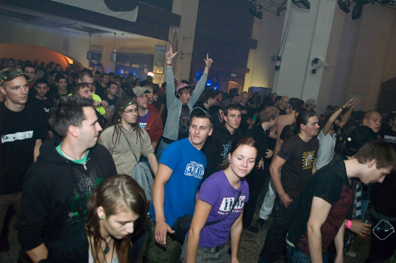 HEART BEAT - Pátek 14. 10. 2011