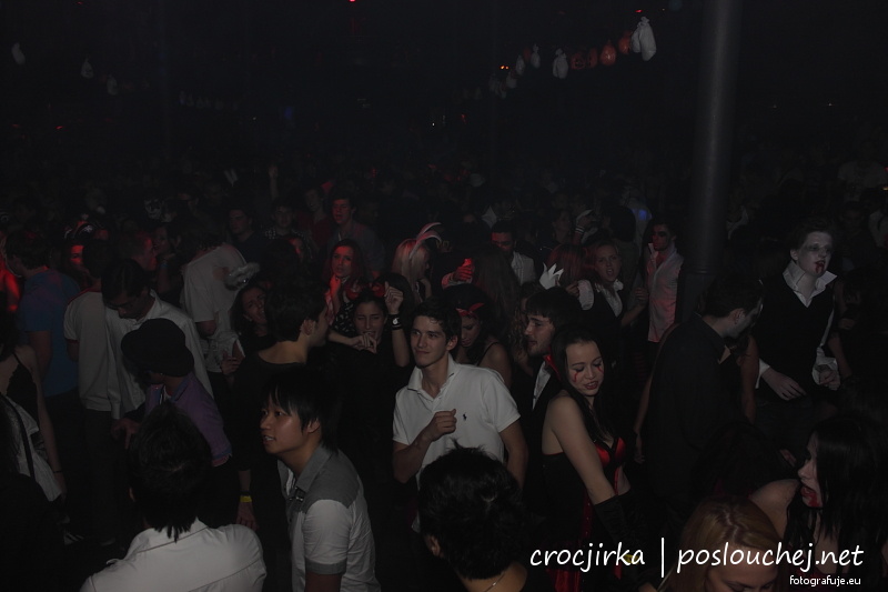 BLOODY SEXY HALLOWEEKEND 2011 - Pátek 28. 10. 2011