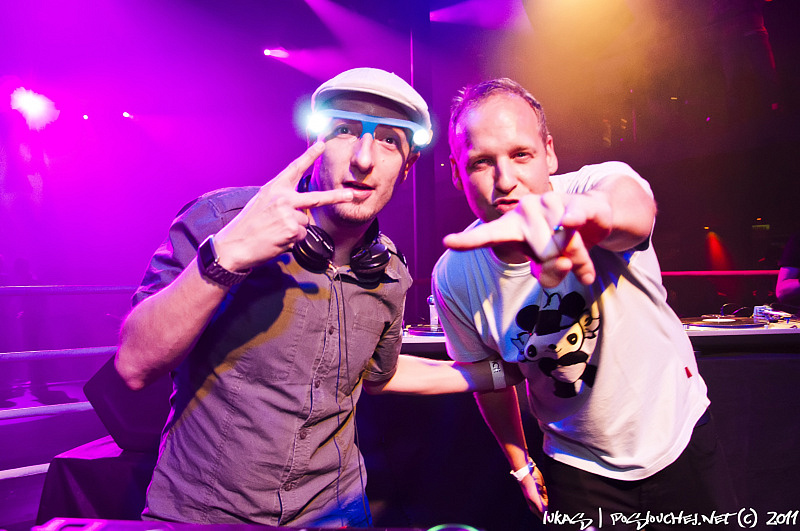 DECADANCE – BACK TO CZECH! - Pátek 4. 11. 2011
