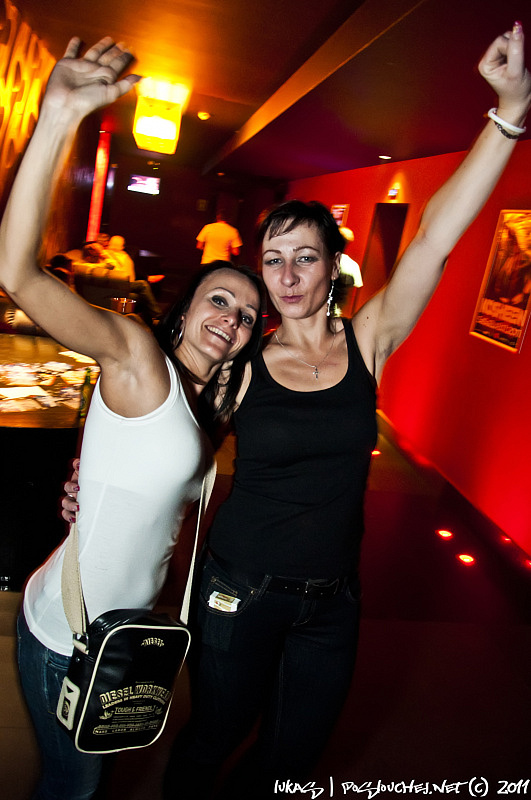 DECADANCE – BACK TO CZECH! - Pátek 4. 11. 2011