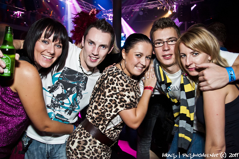 DECADANCE – BACK TO CZECH! - Pátek 4. 11. 2011