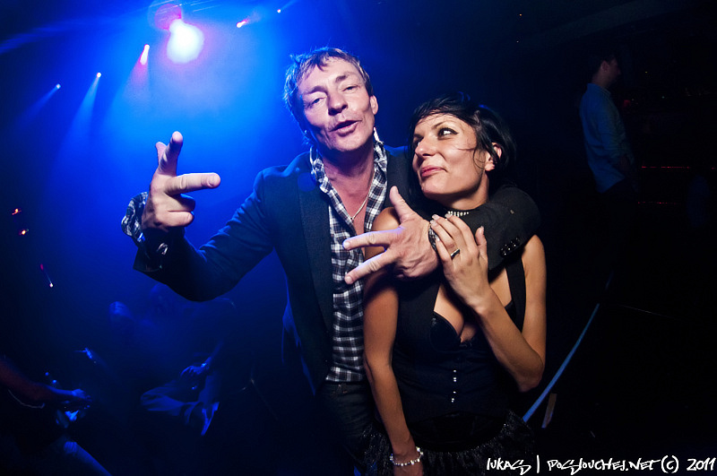 DECADANCE – BACK TO CZECH! - Pátek 4. 11. 2011