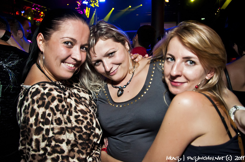 DECADANCE – BACK TO CZECH! - Pátek 4. 11. 2011