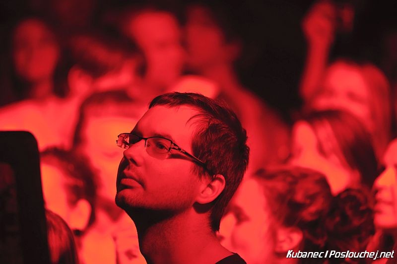 DUB FX & Flower - Pátek 11. 11. 2011