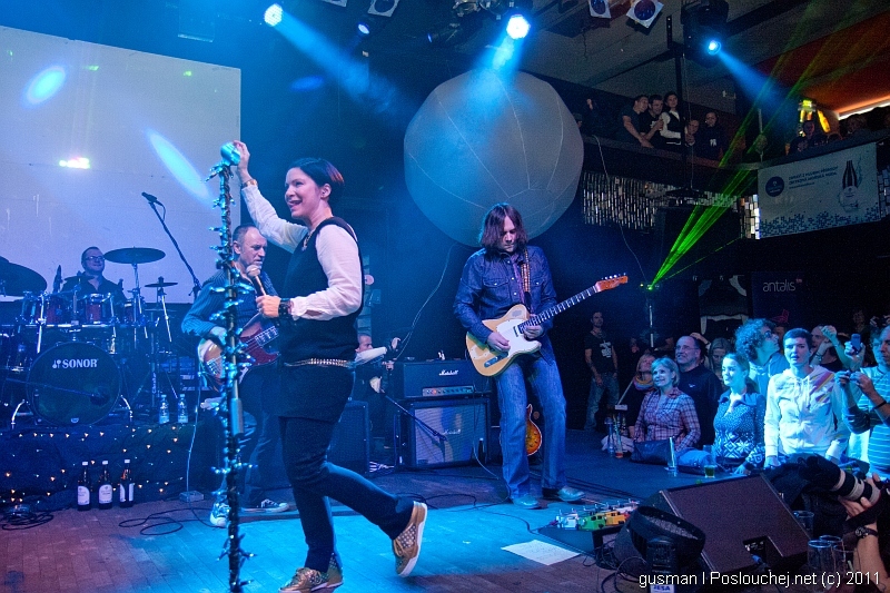 koncert: ANNA K & BAND - Čtvrtek 24. 11. 2011
