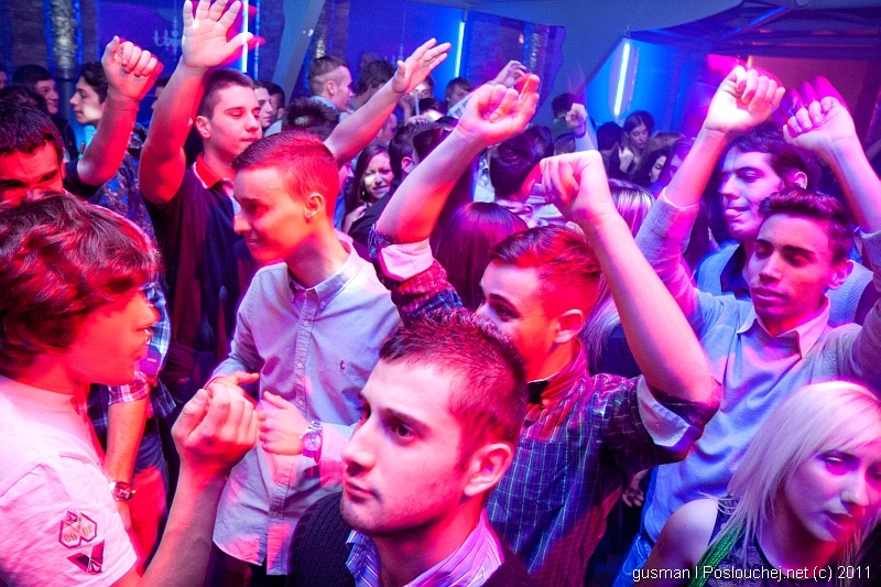 Play - 24.11.11