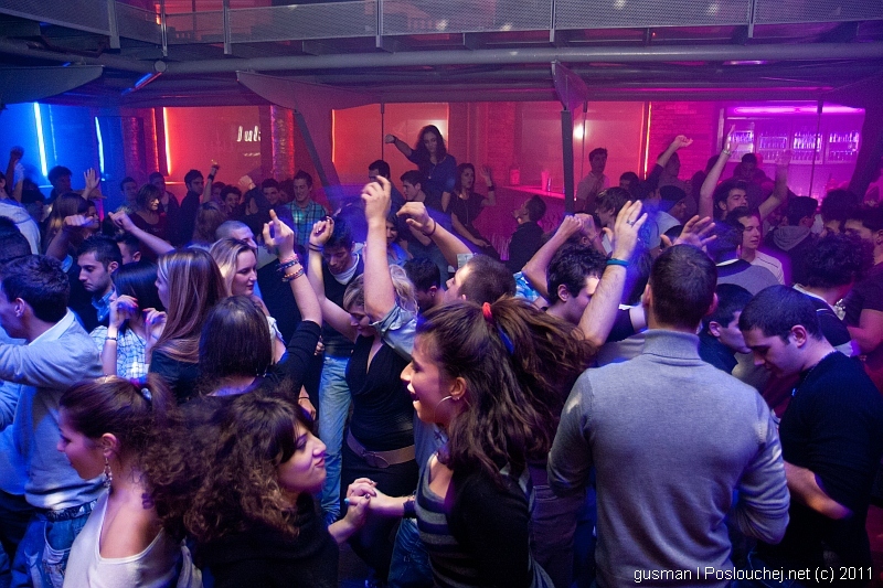 Play - 24.11.11
