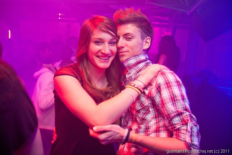 Play - 24.11.11