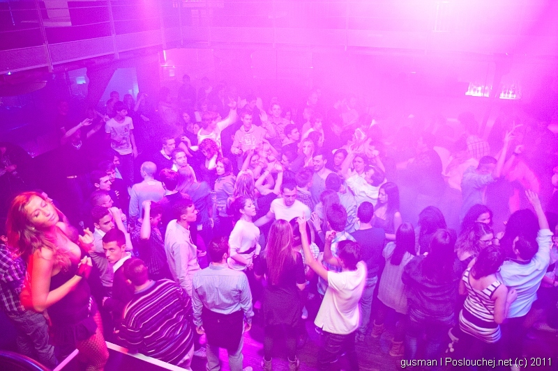 Play - 24.11.11