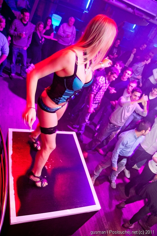 Play - 24.11.11