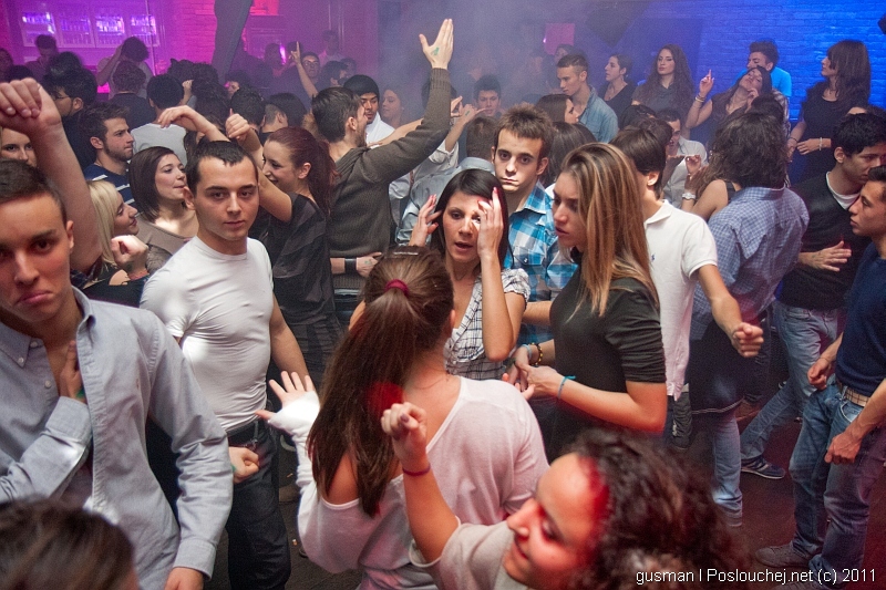 Play - 24.11.11