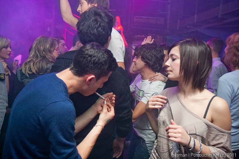 Play - 24.11.11