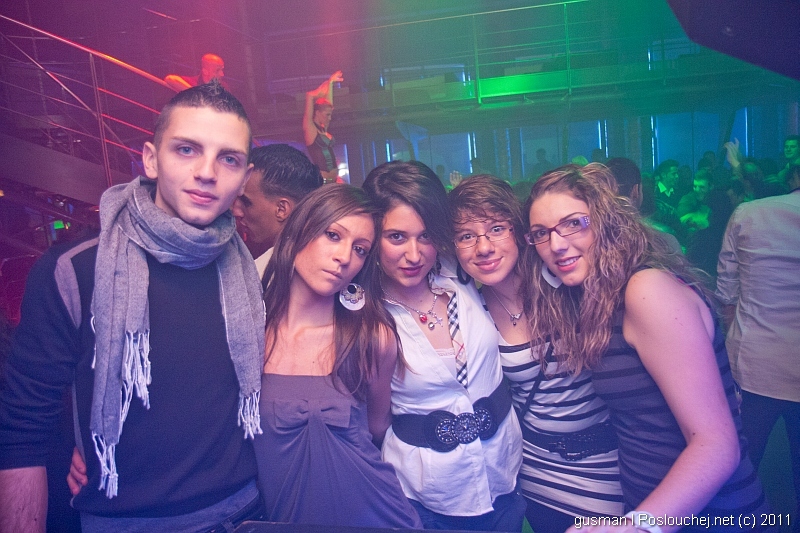 Play - 24.11.11