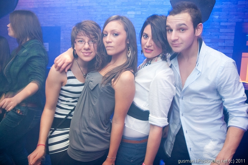 Play - 24.11.11