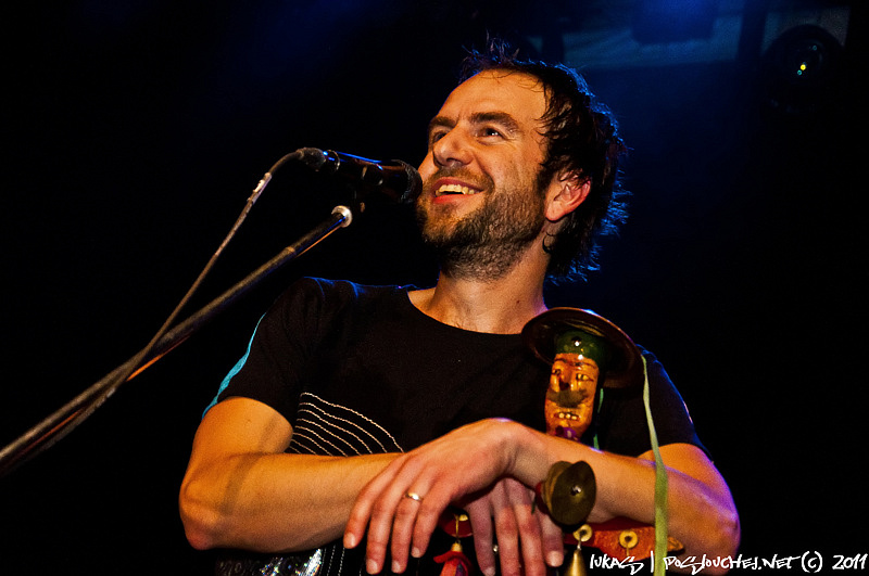 TATA BOJS, MIDI LIDI - Čtvrtek 8. 12. 2011